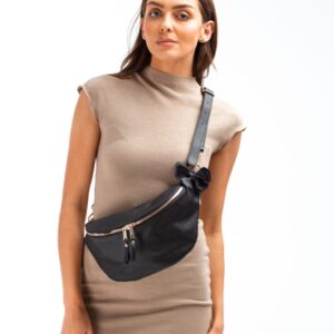 nerka Marciano Atelier na modelce z daleka.5