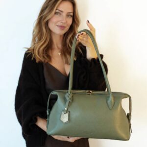torebka Marciano Atelier na modelce.1